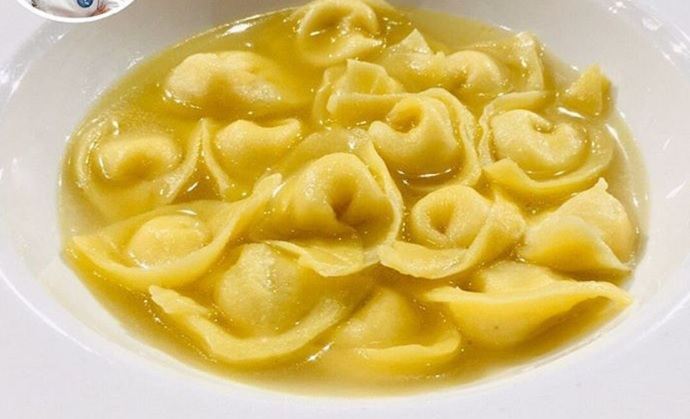 Detto Fatto tortellini e cappelletti in brodo